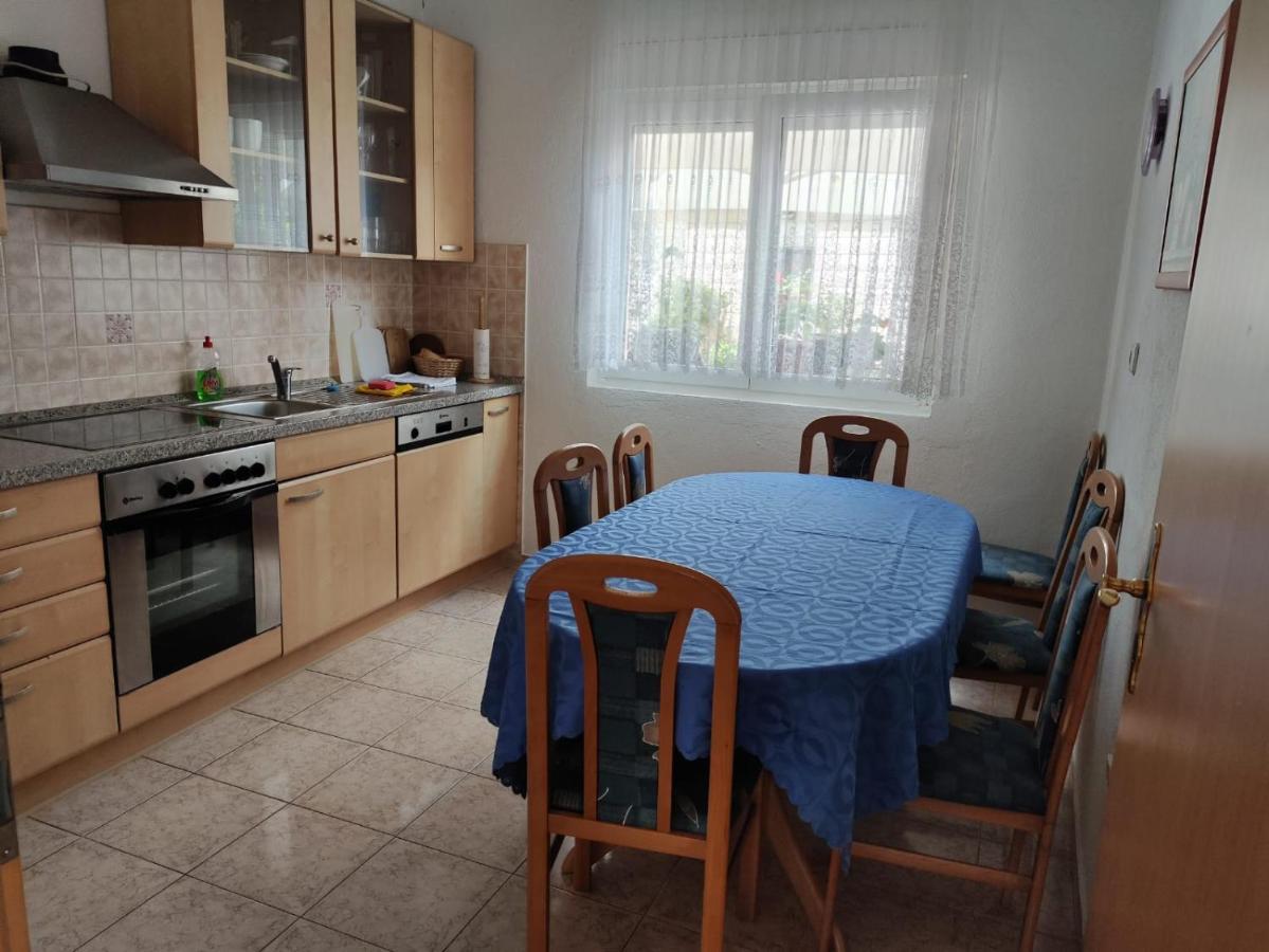 פודסטראנה Villa Niko מראה חיצוני תמונה