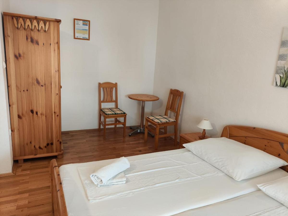 פודסטראנה Villa Niko מראה חיצוני תמונה